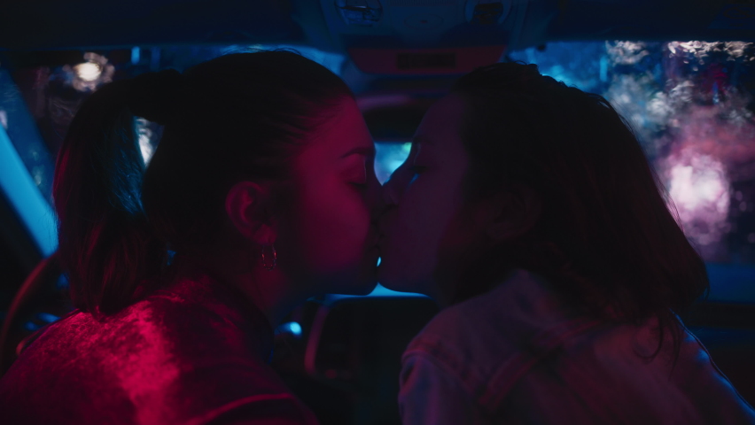 Lesbians Making Out In Car
